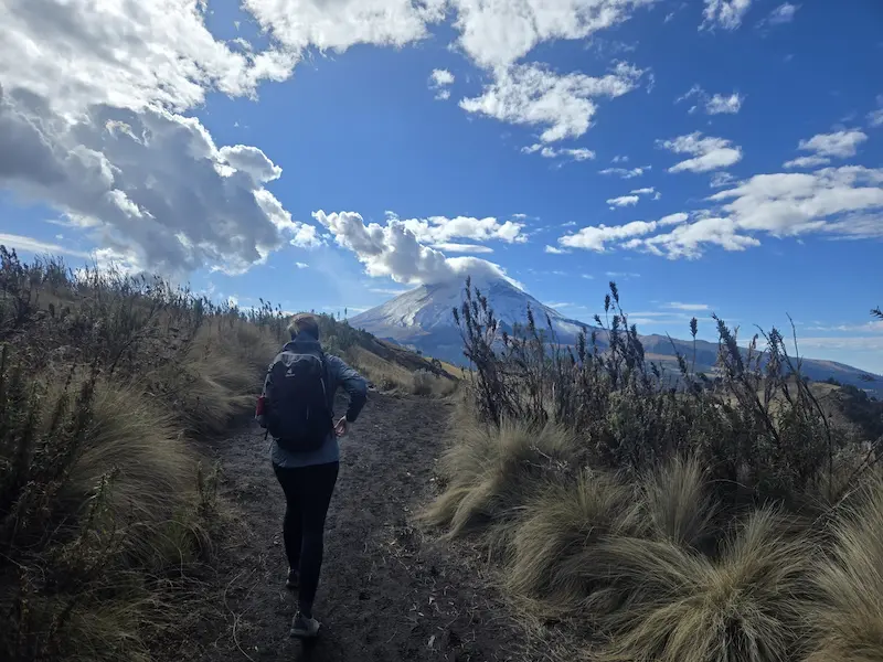 Guided volcano hikes from Puebla. Explore Iztaccíhuatl, Malinche, and Pico de Orizaba with expert guides, transport from Puebla or CDMX, and breathtaking views